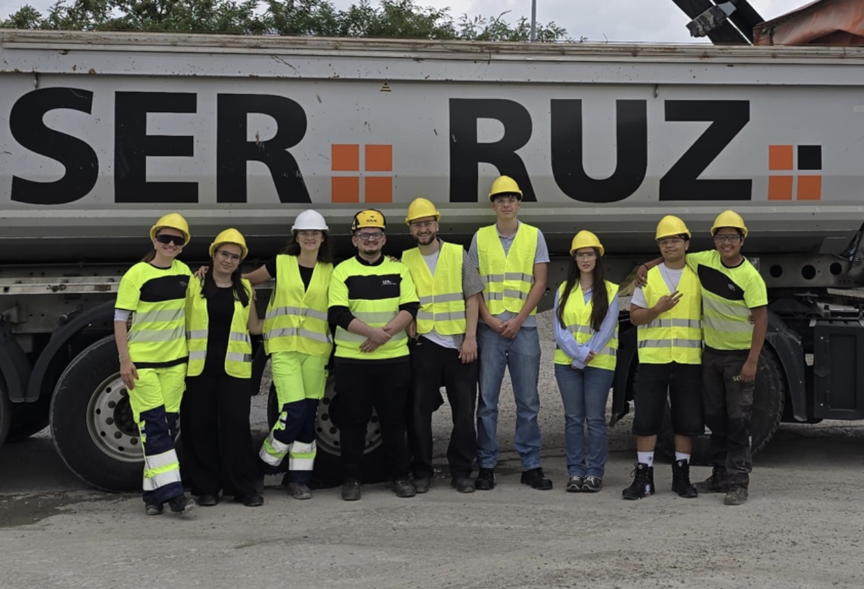 Unser Ausbildungsstart bei der SER – Sanierung im Erd und Rückbau GmbH